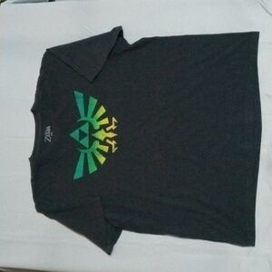 Nintendo Legend of Zelia  Crest Graphic TShirt 2XL Charcoal Grey Pre-owned